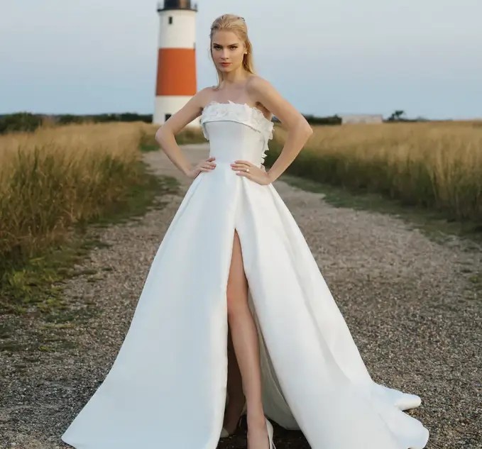 Model wearing a Anne Barge Bridal Gown